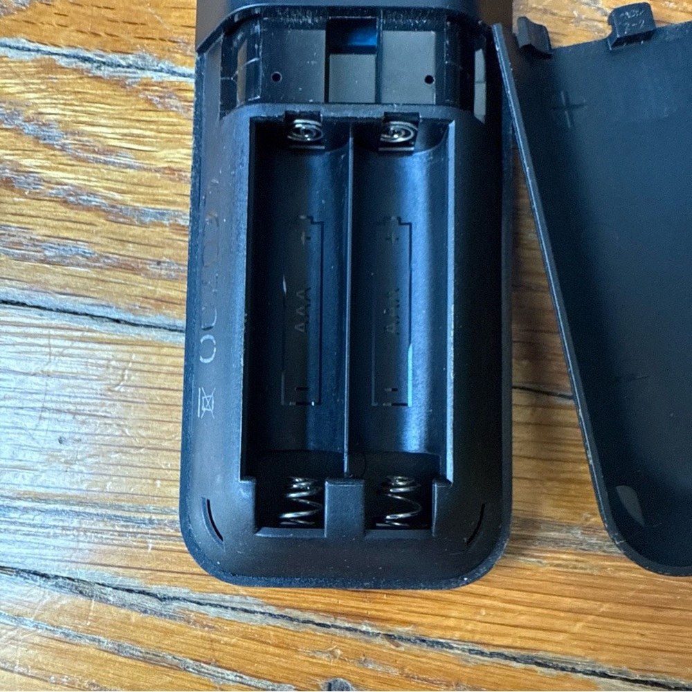 Amazon Black Media Remote - Picture 4 of 6